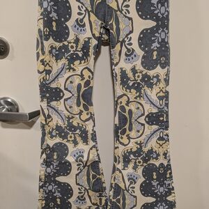We The Free Blue and Cream Floral Pants